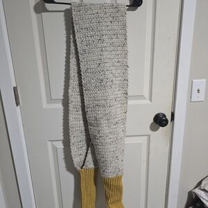 Off-the-Shoulder Sweater in Cream and Yellow